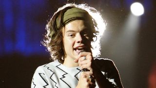 1Dのハリーはバイセクシャル？