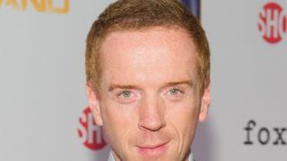 「HOMELAND」のダミアン・ルイス ウィリアム王子から大英帝国勲章を授かる