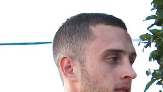 トム・ハンクスの24歳の息子チェスター コカイン依存症治療を告白