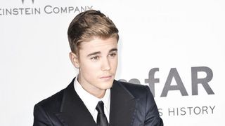 ジャスティン・ビーバー、ペットの子犬を放置