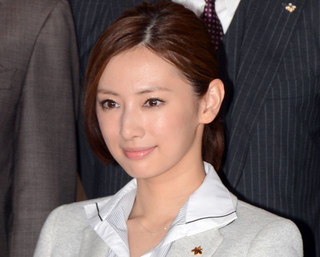 北川景子の喫煙報道、事務所側が公式サイトで否定