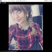 菊地亜美、エルサ風ヘアで強烈変顔