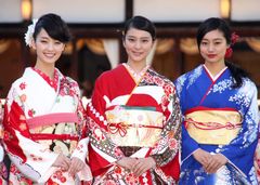 武井咲、剛力彩芽、忽那汐里