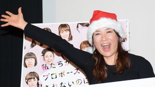 鈴木砂羽、赤裸々トークが炸裂！未婚女性に恋愛指南！