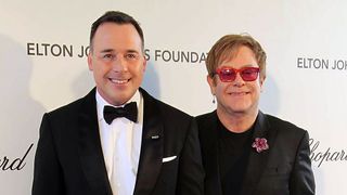 エルトン・ジョンが同性パートナーと挙式!