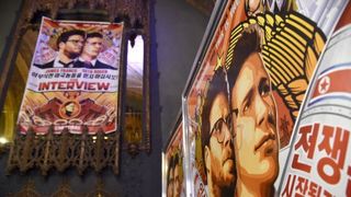 金正日暗殺を題材にした映画の上映中止を受け、映画館が金正日暗殺を題材にした『チーム★アメリカ/ワールドポリス』を上映予定も中止要請