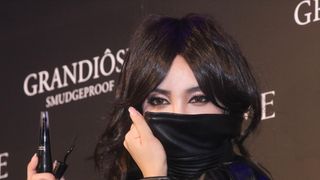 ざわちん、元カレからものまねメイクの要求 小嶋陽菜や北川景子も…