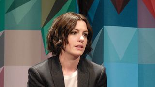 アン・ハサウェイが主演兼製作した話題作『ブルックリンの恋人たち』の魅力は？