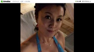 藤原紀香、水着姿で豊満バスト披露　43歳の美ボディーに絶賛の声