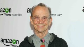 『キャバレー』のジョエル・グレイ 82歳でカミングアウト