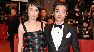 新婚の菊地凛子&染谷将太、夫婦でレッドカーペットに登場!