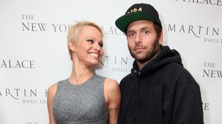 3度目の正直? パメラ・アンダーソン、またまた離婚を申請