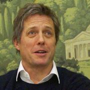 ヒュー・グラントが「オスカーを受賞し大学で教鞭を取る」という役に挑戦!