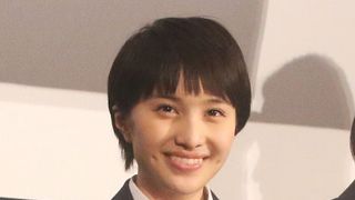 ももクロ・百田夏菜子、大阪でゲリラビラ配り!ツイッターのトレンドにも