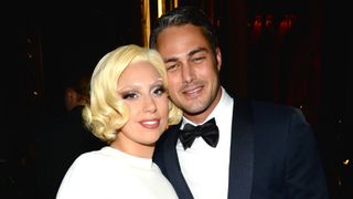 レディー・ガガ、バレンタインデーに婚約!お相手は俳優テイラー・キニー!