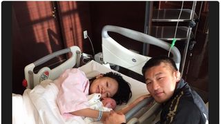 林明日香、石井慧との第1子男児を出産