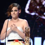 クリステン・スチュワート、米女優初となるセザール賞受賞!