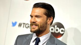 「殺人を無罪にする方法」チャーリー・ウェバー、婚約