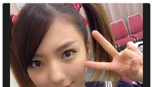 真野恵里菜、ツインテール&セーラー服姿を披露「そろそろ厳しい」