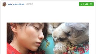 戸田恵梨香の“お昼寝”写真が話題「可愛すぎ」「どんだけ美人」