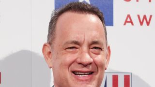 いい人トム・ハンクス、ガールスカウトのクッキー販売に一役