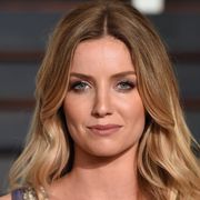 ガイ・リッチー監督の全6部作予定「アーサー王」映画にホラー女優アナベルが出演!