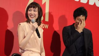 松坂桃李、貧乳派を告白!迫る戸田恵梨香にタジタジ
