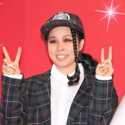 歌手AI、第1子妊娠!秋頃に出産