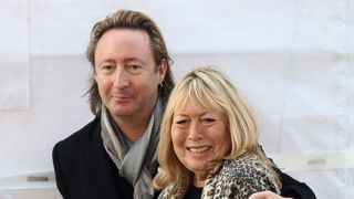 ジョン・レノンさんの元妻死去 ザ・ビートルズのメンバー&オノ・ヨーコが追悼