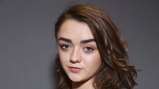 「ゲーム・オブ・スローンズ」大人気のメイジーが「ドクター・フー」に出演!ドクターお手上げ!?