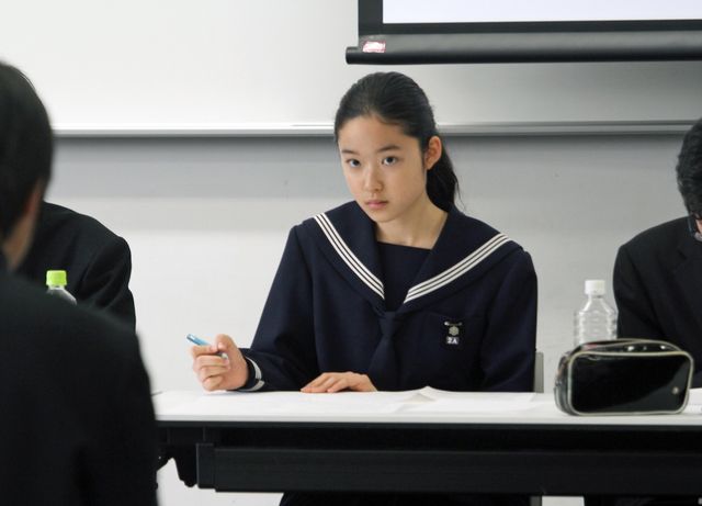 『ソロモンの偽証』藤野涼子、模擬裁判で高校生と議論