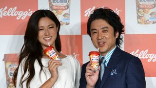 ムロツヨシ、深キョンにデレデレ!人生初のCM撮影に興奮