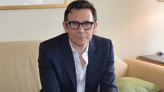 『アーティスト』のオスカー監督が暴く、他国の戦争に対する「国際社会の無関心」