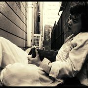 染谷将太が銃をぶっ放す!水野絵梨奈、綾野剛ら出演の爆音ロック映画『ソレダケ』予告編