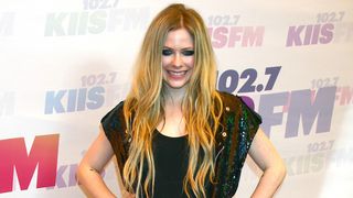 ライム病を克服したアヴリル・ラヴィーンが闘病生活を歌に