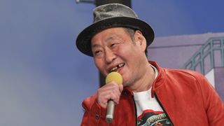 泉谷しげる、歯が抜けた!「三匹のおっさん」新シリーズのアクションで
