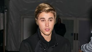 ジャスティン・ビーバー　パパラッチと示談