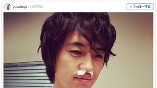 斎藤工の“鼻ティッシュ姿”に反響「何してもイケメン」「ちり紙になりたい」