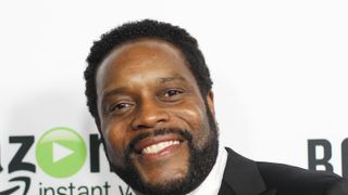 「ウォーキング・デッド」タイリース俳優が地下鉄で奇行