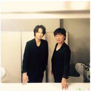 スピードワゴン小沢と綾野剛の2ショットに賛否両論