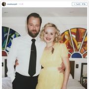 「ニュースルーム」のアリソン・ピルが結婚