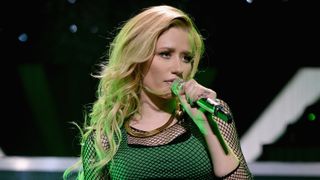 イギー・アゼリア、9月スタート予定のコンサートツアーを中止