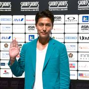チョン・ウソン、監督として「ロマンチックコメディー」をただいま営業中!