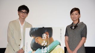 尾野真千子、娘を虐待する母親役でも現場では和気あいあい!らせん階段で『アナ雪』熱唱