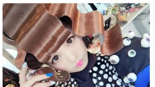 きゃりー衝撃の髪型に「ベビースターみたい」「合成でしょ？」と反響