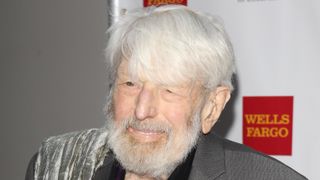 訃報「サウンド・オブ・ミュージック」トラップ大佐役T・バイケルさんが自然死