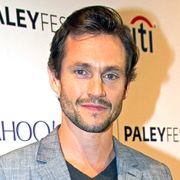 「ハンニバル」ヒュー・ダンシー、新ドラマで新興宗教のカリスマリーダー役