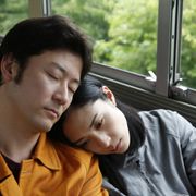 深津絵里と死んだはずの“夫”浅野忠信の旅路…カンヌある視点部門監督賞『岸辺の旅』予告編