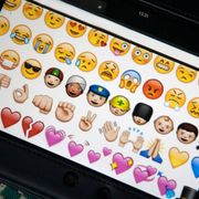 絵文字がアニメ映画化に続き、アメリカとイギリスでゲーム番組に