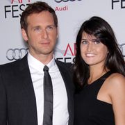 『メラニーは行く!』のジョシュ・ルーカス 離婚した妻と同居を開始